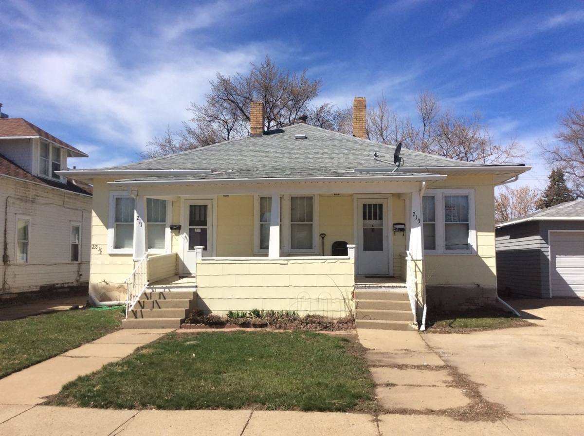 Apartment for rent at 213 2nd Ave E, Dickinson, ND 58601