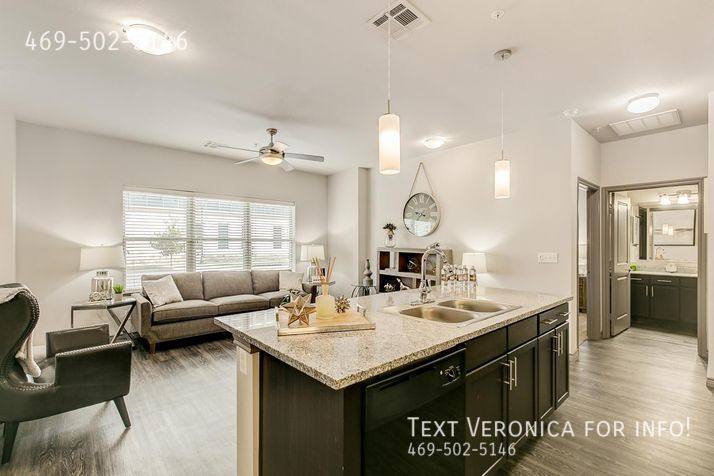 Apartment for rent at 650 S Main St, Fort Worth, TX 76104
