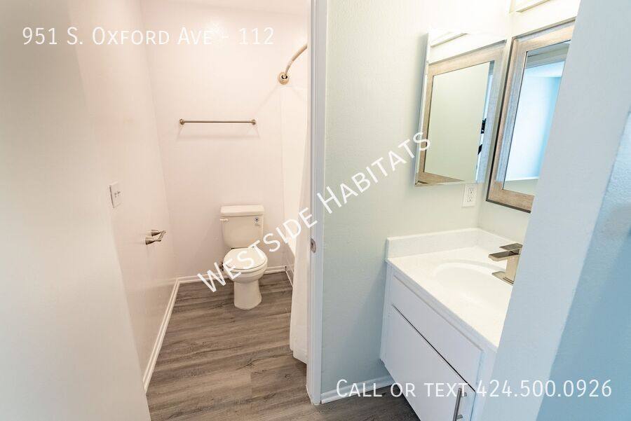 Apartment for rent at 951 S Oxford Ave, Los Angeles, CA 90006