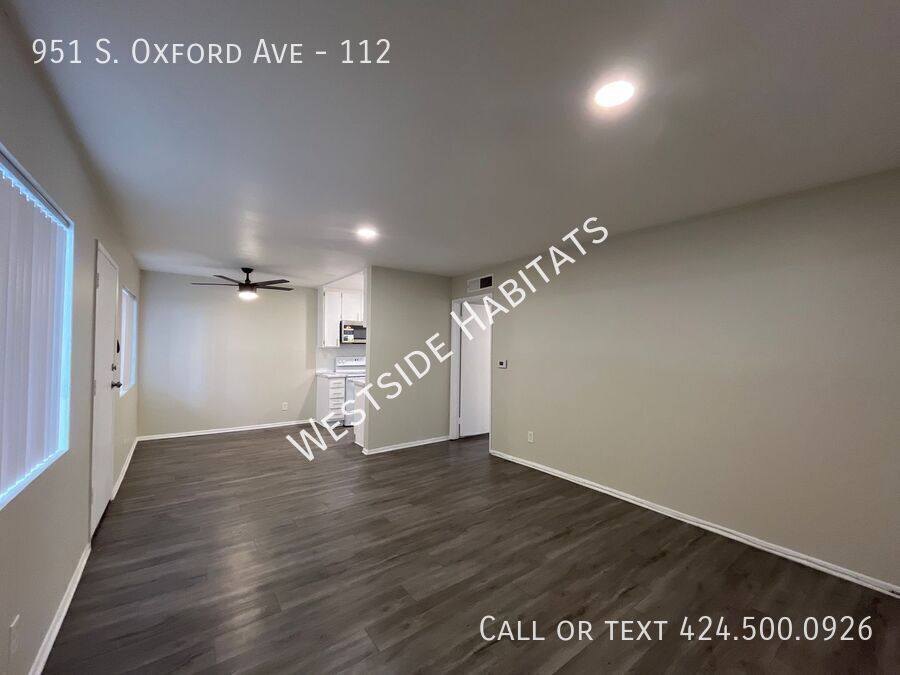 Apartment for rent at 951 S Oxford Ave, Los Angeles, CA 90006