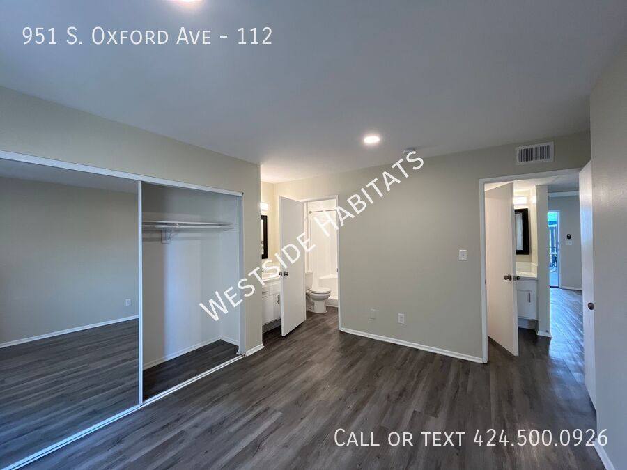 Apartment for rent at 951 S Oxford Ave, Los Angeles, CA 90006