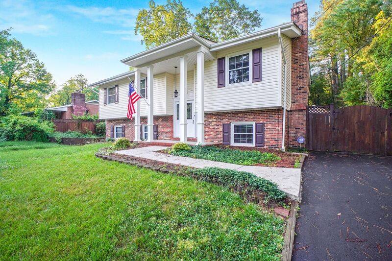 House for rent at 948 Ficklen Rd, Fredericksburg, VA 22405