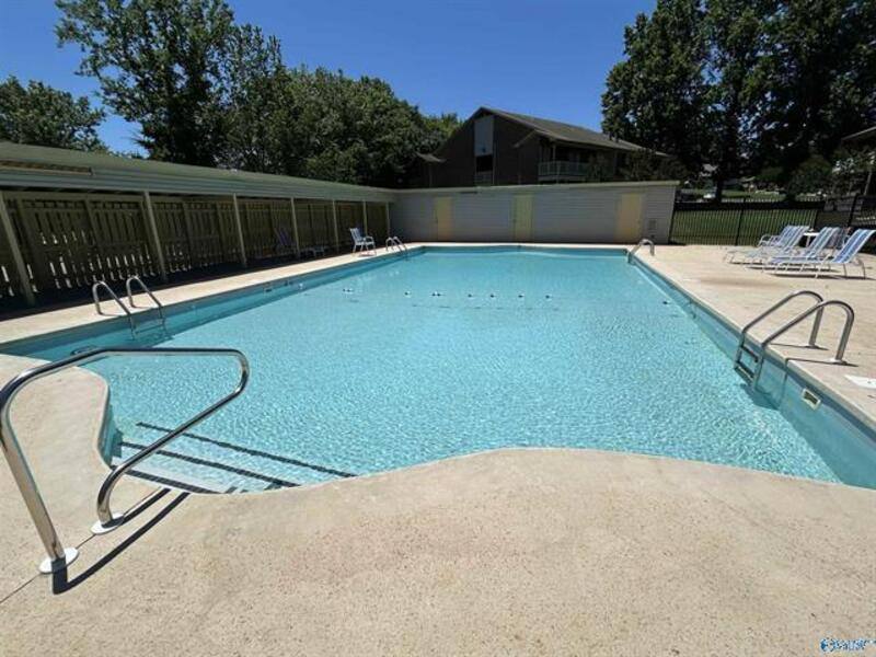 Condo for rent at 4947 7 Pine Circle NW, Huntsville, AL 35816