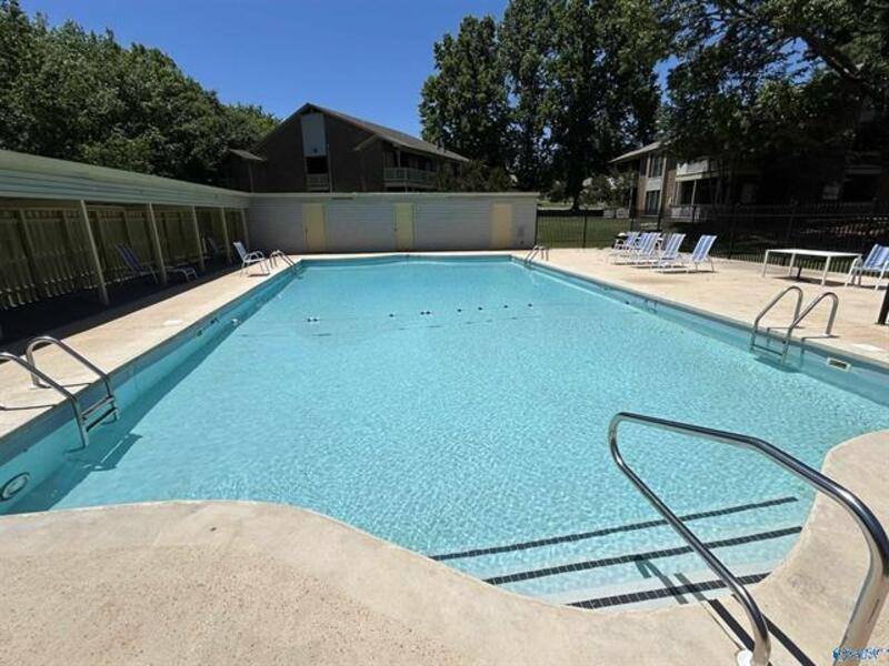 Condo for rent at 4947 7 Pine Circle NW, Huntsville, AL 35816