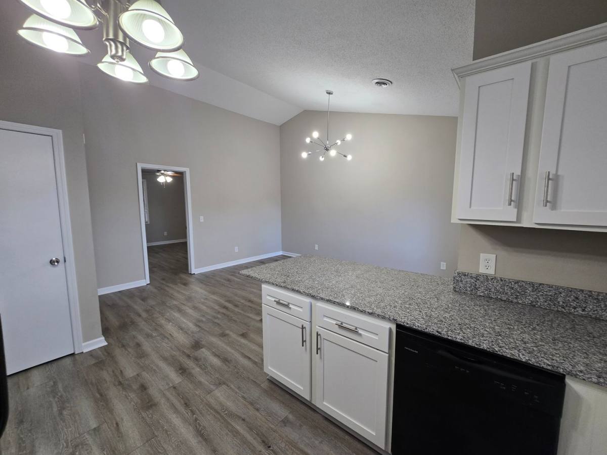 Townhouse for rent at 900 Cooks Valley Rd, Kingsport, TN 37664