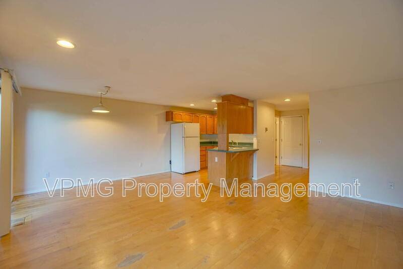 Townhouse for rent at 7608 NE 52nd St, Vancouver, WA 98662