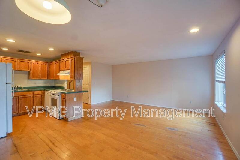 Townhouse for rent at 7608 NE 52nd St, Vancouver, WA 98662