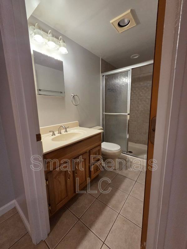 Apartment for rent at 9962 Chateau Roi Dr, Saint Louis, MO 63123