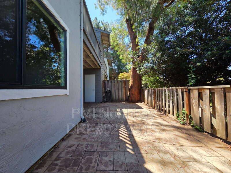 Condo for rent at 900 Cambridge Dr #185, Benicia, CA 94510