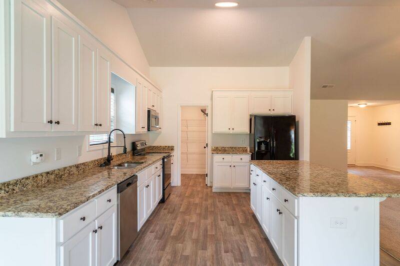 House for rent at 1394 Hardigree Rd, Winder, GA 30680