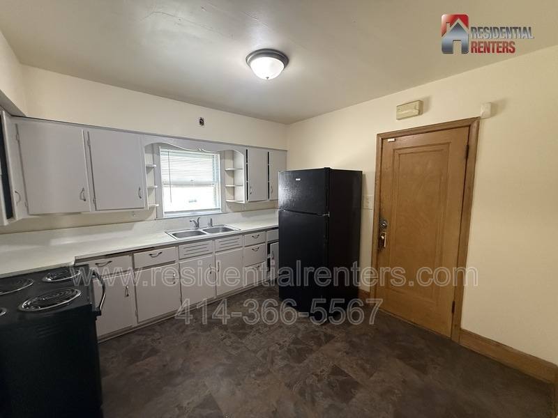 Apartment for rent at 5435 N 40th St, Milwaukee, WI 53209