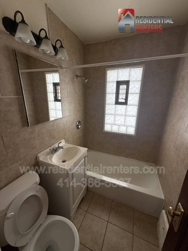 Apartment for rent at 5435 N 40th St, Milwaukee, WI 53209