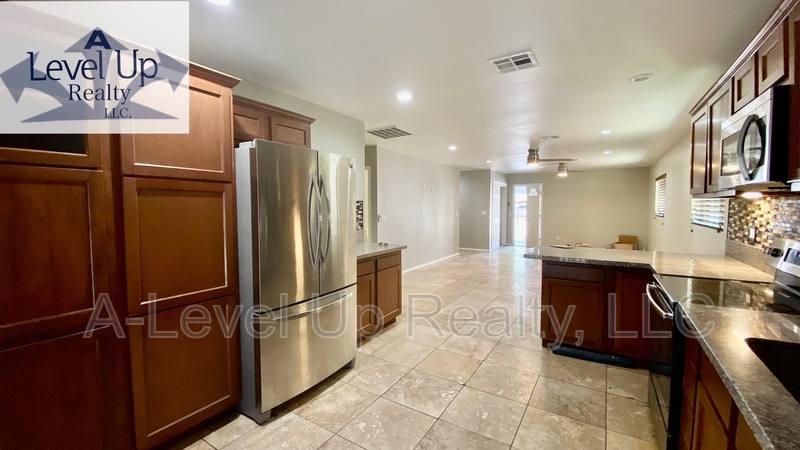 House for rent at 231 W 28th St, Tucson, AZ 85713