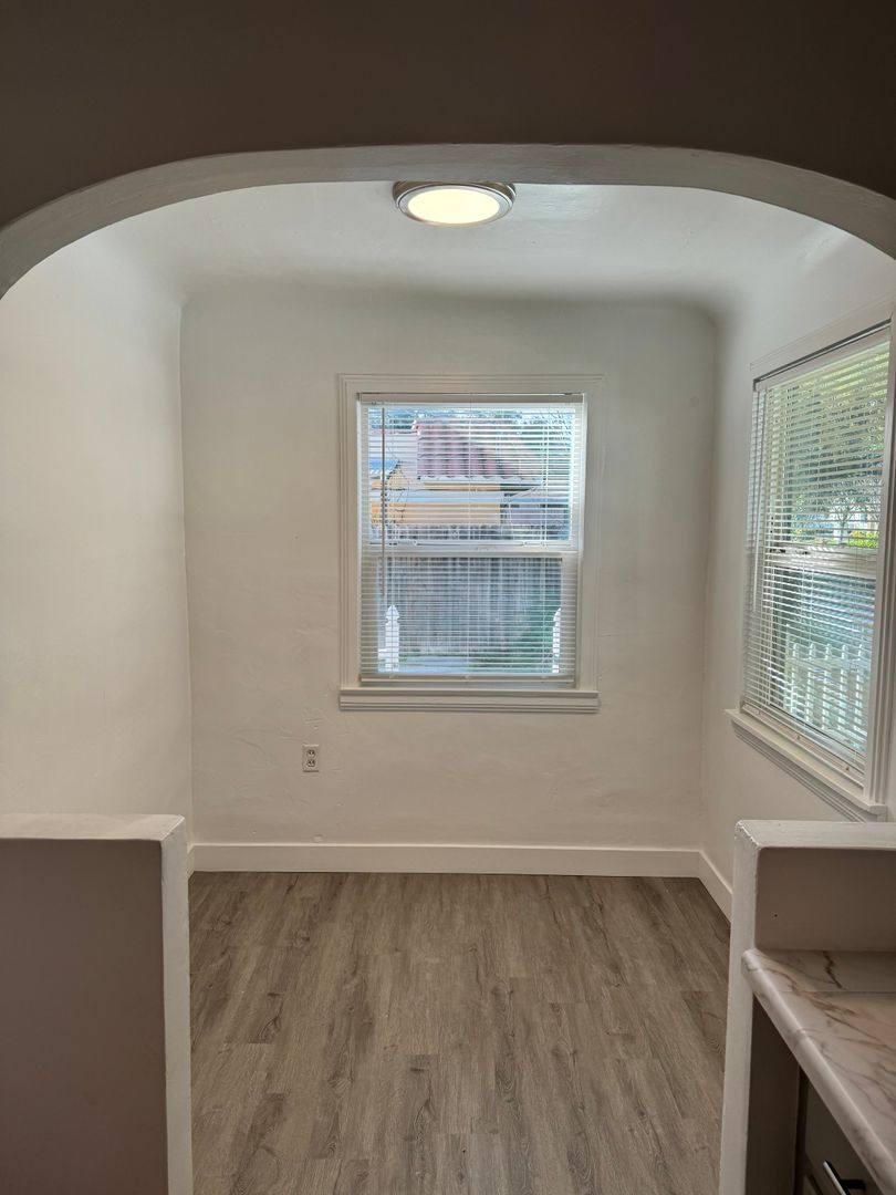 House for rent at 1745 Pine St, Paso Robles, CA 93446