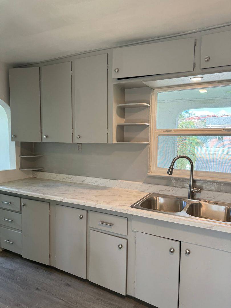 House for rent at 1745 Pine St, Paso Robles, CA 93446