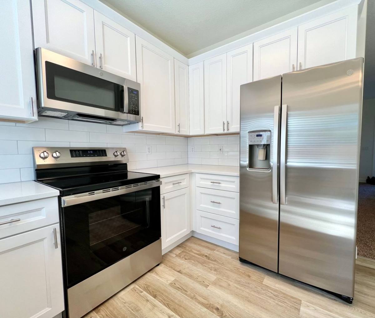 Townhouse for rent at 16733 NE Halsey St, Portland, OR 97230