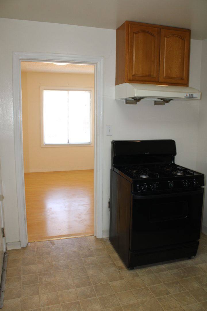 House for rent at 17 Lorraine Ave, Pittsburg, CA 94565