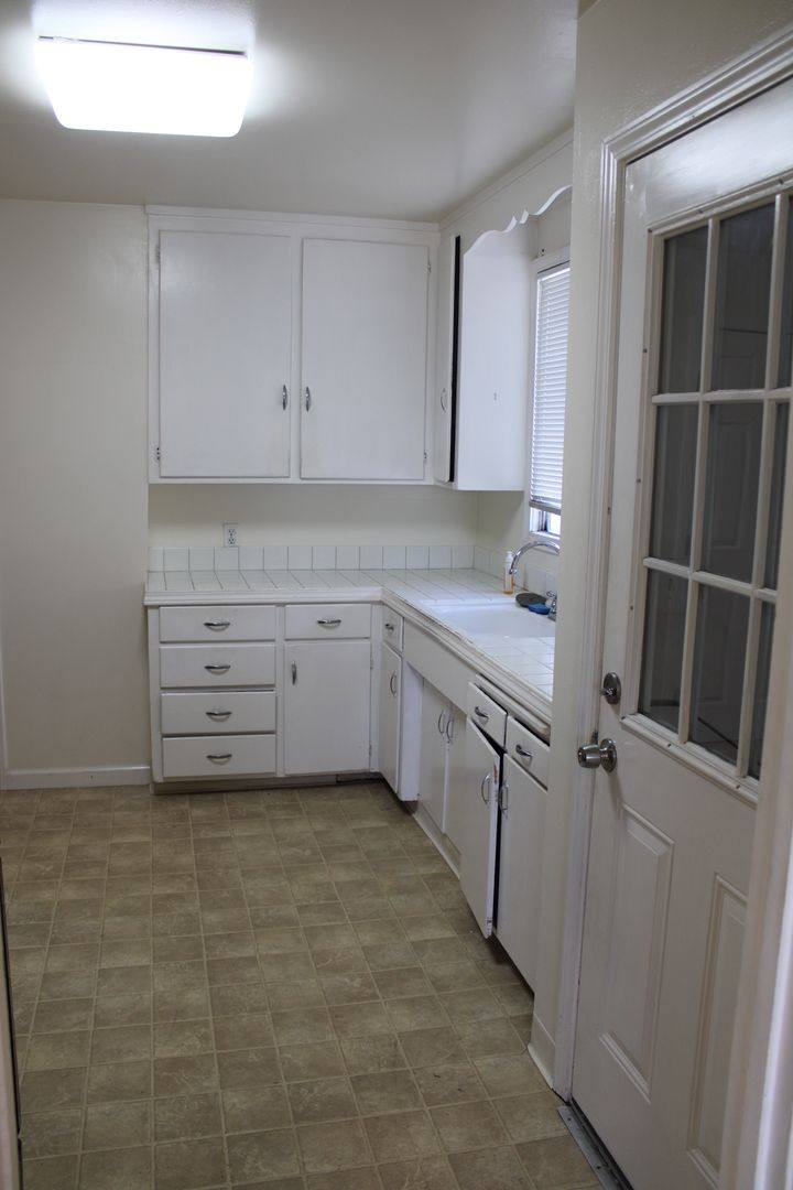 House for rent at 17 Lorraine Ave, Pittsburg, CA 94565