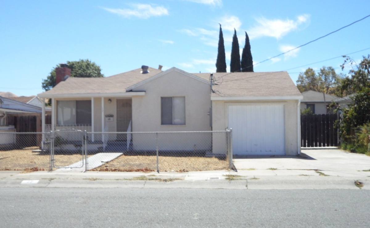 House for rent at 17 Lorraine Ave, Pittsburg, CA 94565