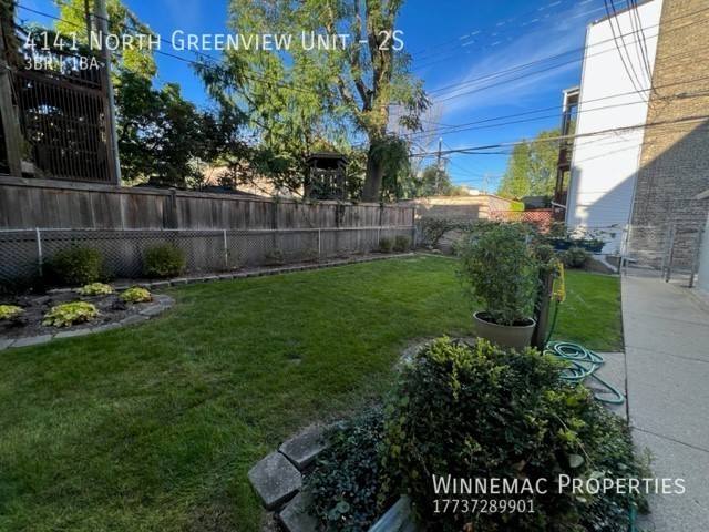 Apartment for rent at 4141 N Greenview #2S, Chicago, IL 60613