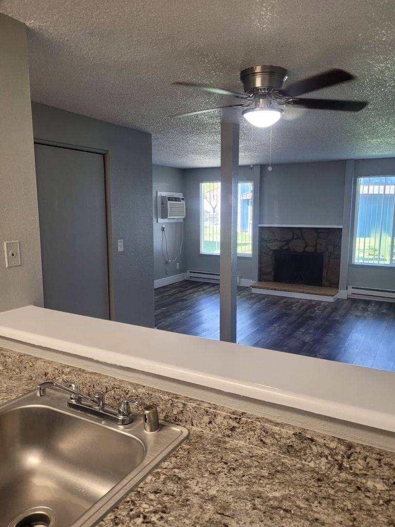 Apartment for rent at 1107 W 5th Ave, Kennewick, WA 99336