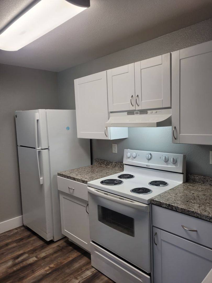 Apartment for rent at 1107 W 5th Ave, Kennewick, WA 99336