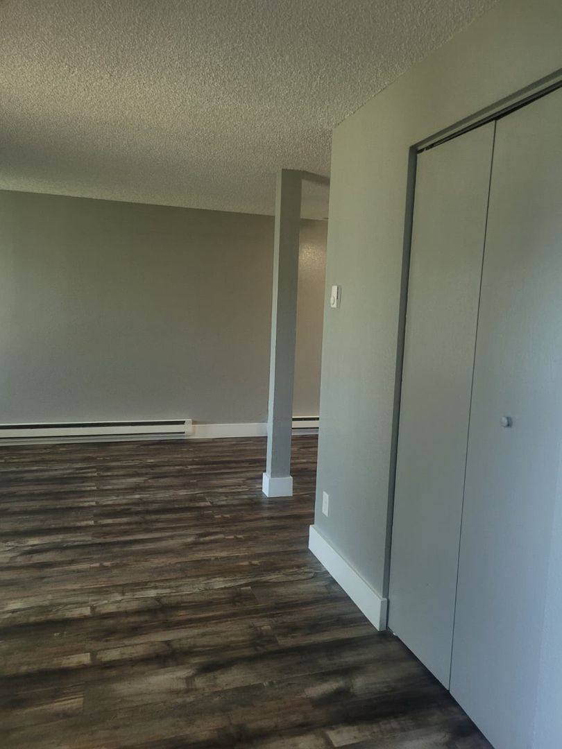 Apartment for rent at 1107 W 5th Ave, Kennewick, WA 99336