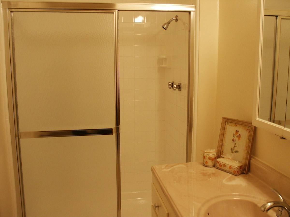 Apartment for rent at 4530-4550 Montair Ave, Long Beach, CA 90808