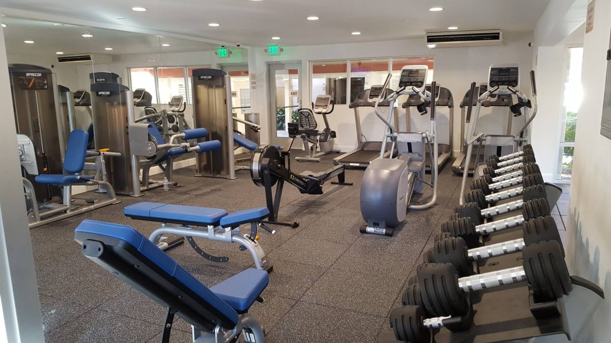 Apartment for rent at 4530-4550 Montair Ave, Long Beach, CA 90808