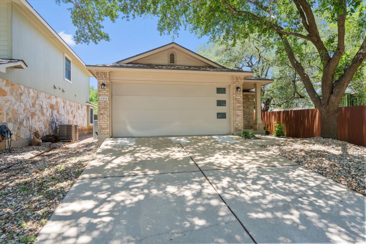 House for rent at 2304 Jesse Owens Dr, Austin, TX 78748