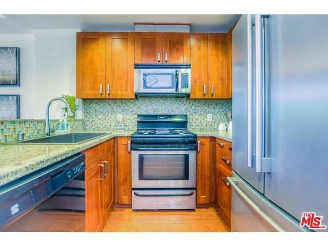 Condo for rent at 5303 Satsuma Ave, North Hollywood, CA 91601
