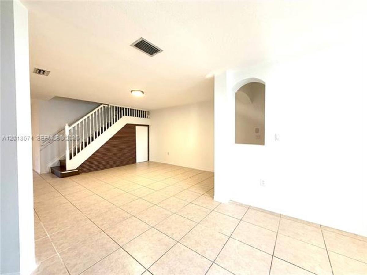 Townhouse for rent at 16336 SW 48th Terrace, Miami, FL 33185