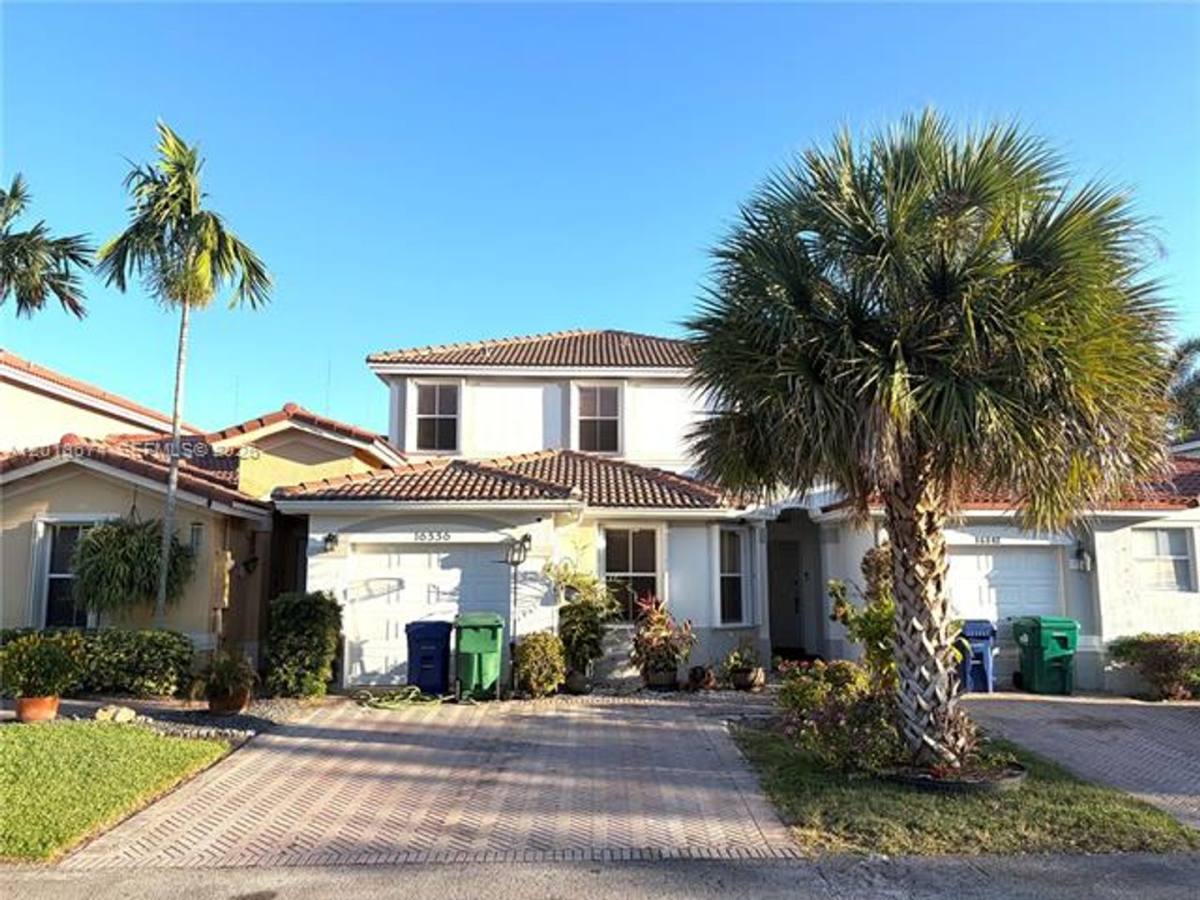 Townhouse for rent at 16336 SW 48th Terrace, Miami, FL 33185