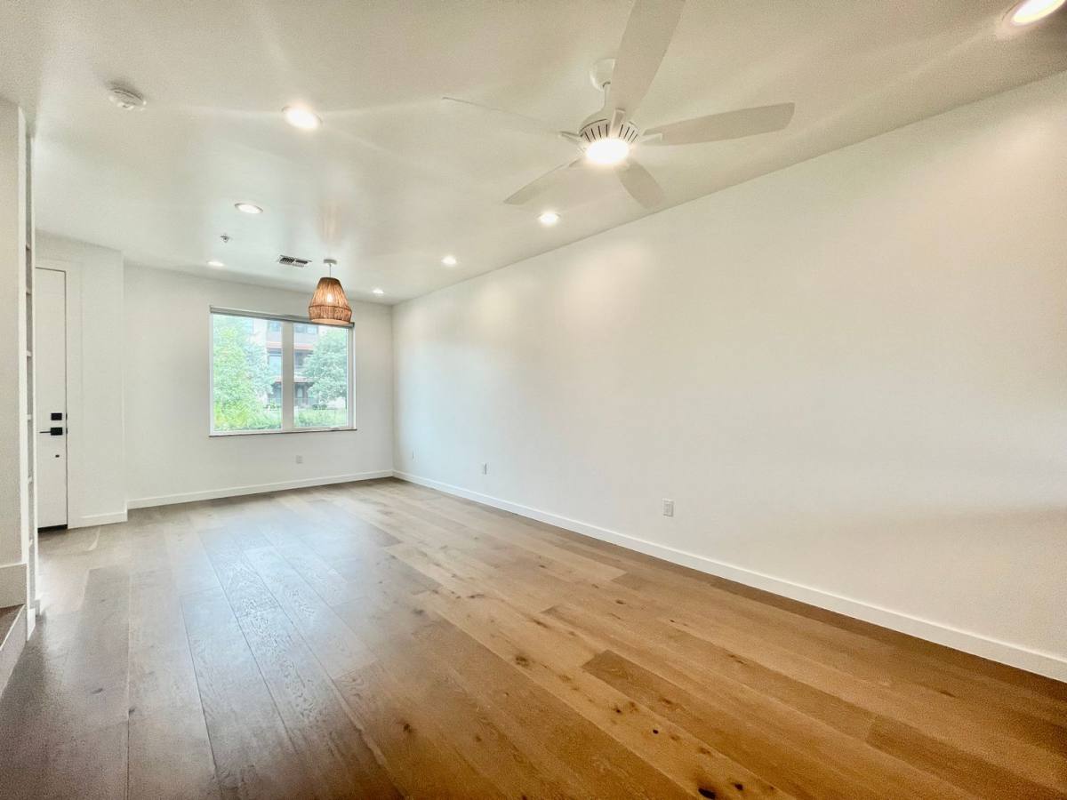 Townhouse for rent at 1907 Dutton Dr, San Marcos, TX 78666