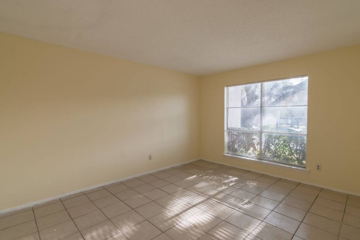 House for rent at 439 Valley Park, Garland, TX 75043