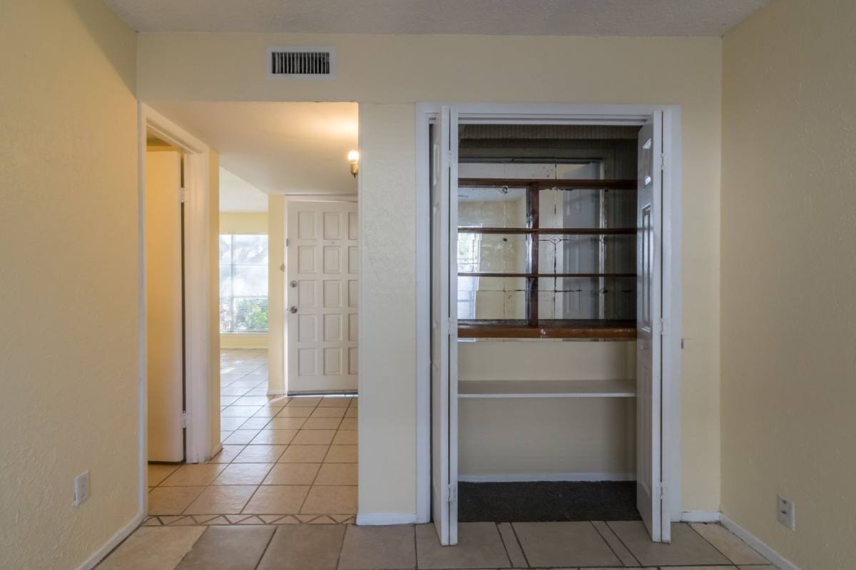 House for rent at 439 Valley Park, Garland, TX 75043