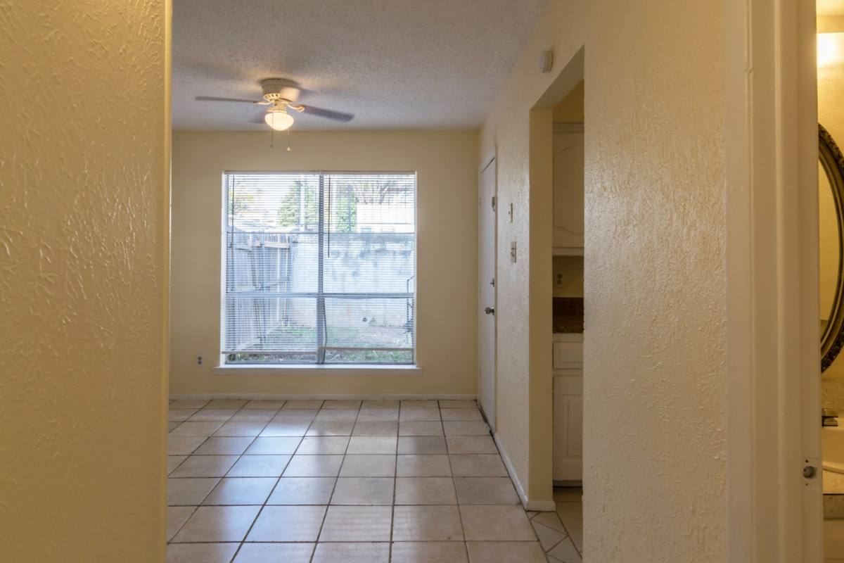 House for rent at 439 Valley Park, Garland, TX 75043