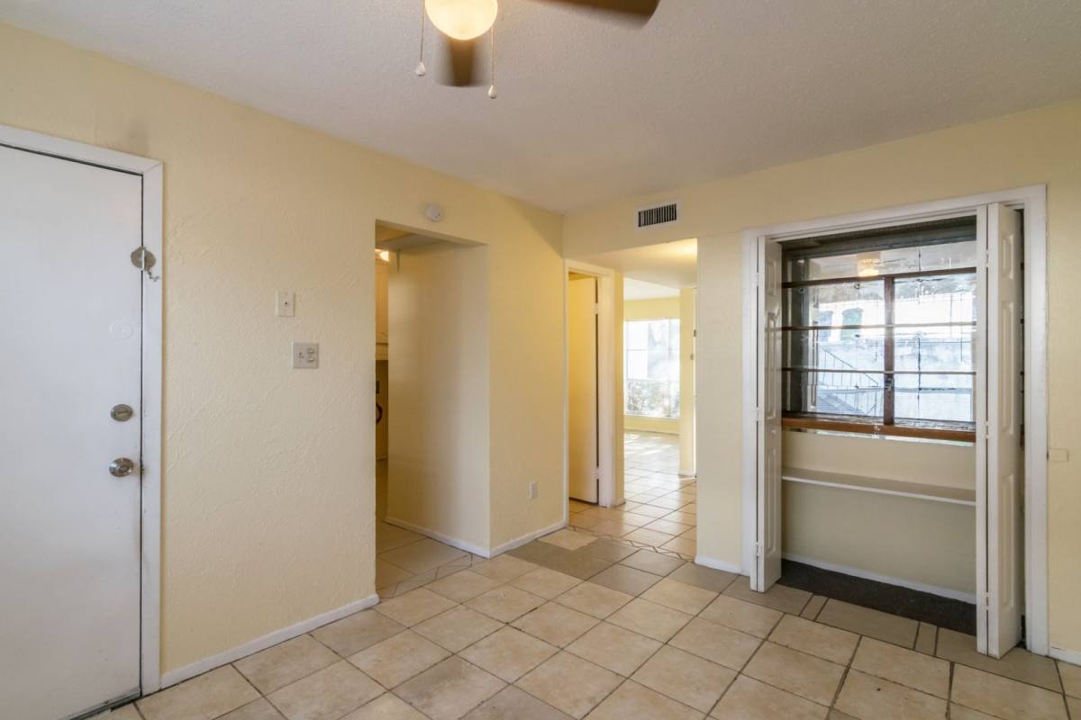 House for rent at 439 Valley Park, Garland, TX 75043