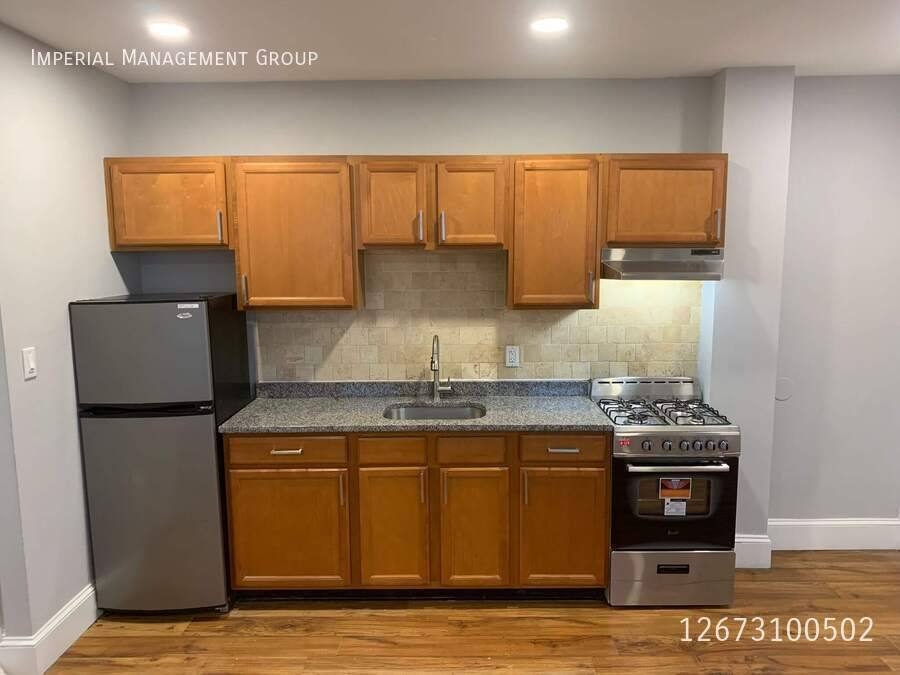 Apartment for rent at 406 W Walnut Lane #4, Philadelphia, PA 19144