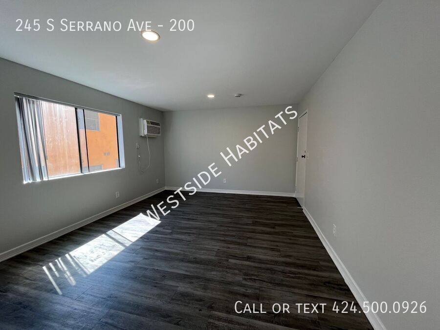 Apartment for rent at 245 S Serrano Ave, Los Angeles, CA 90004