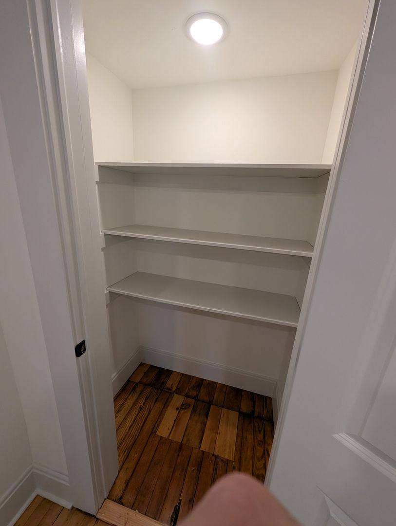 Apartment for rent at 521 Garrard St, Covington, KY 41011