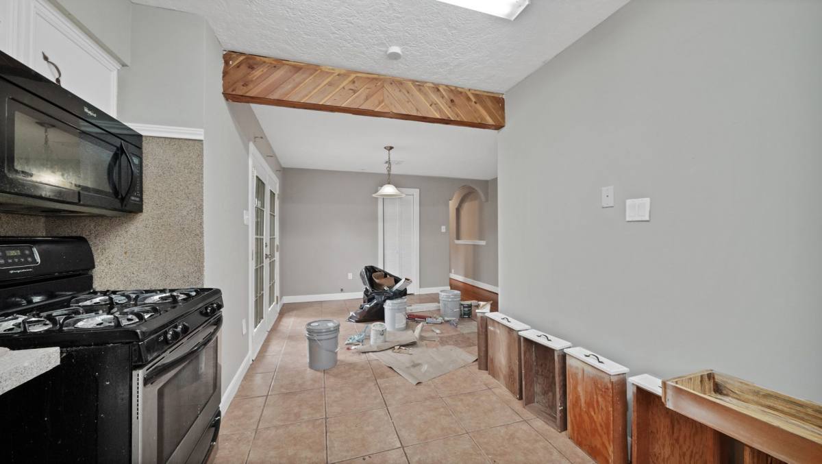 House for rent at 9953 Mango St, Houston, TX 77075