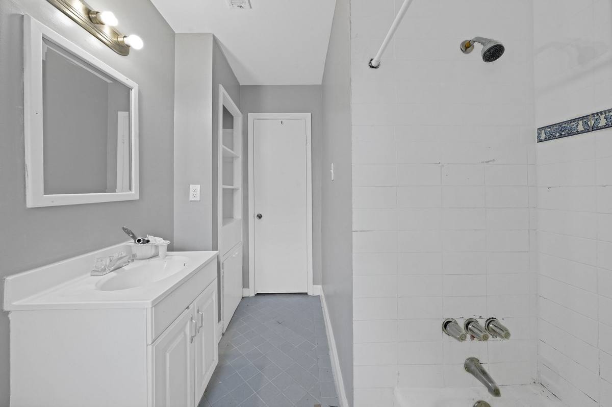 House for rent at 9953 Mango St, Houston, TX 77075