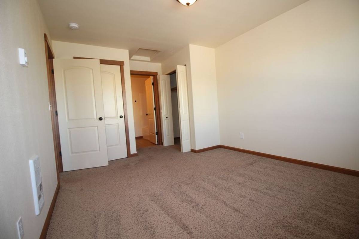 Apartment for rent at 3803 Crossing St SW, Minot, ND 58701