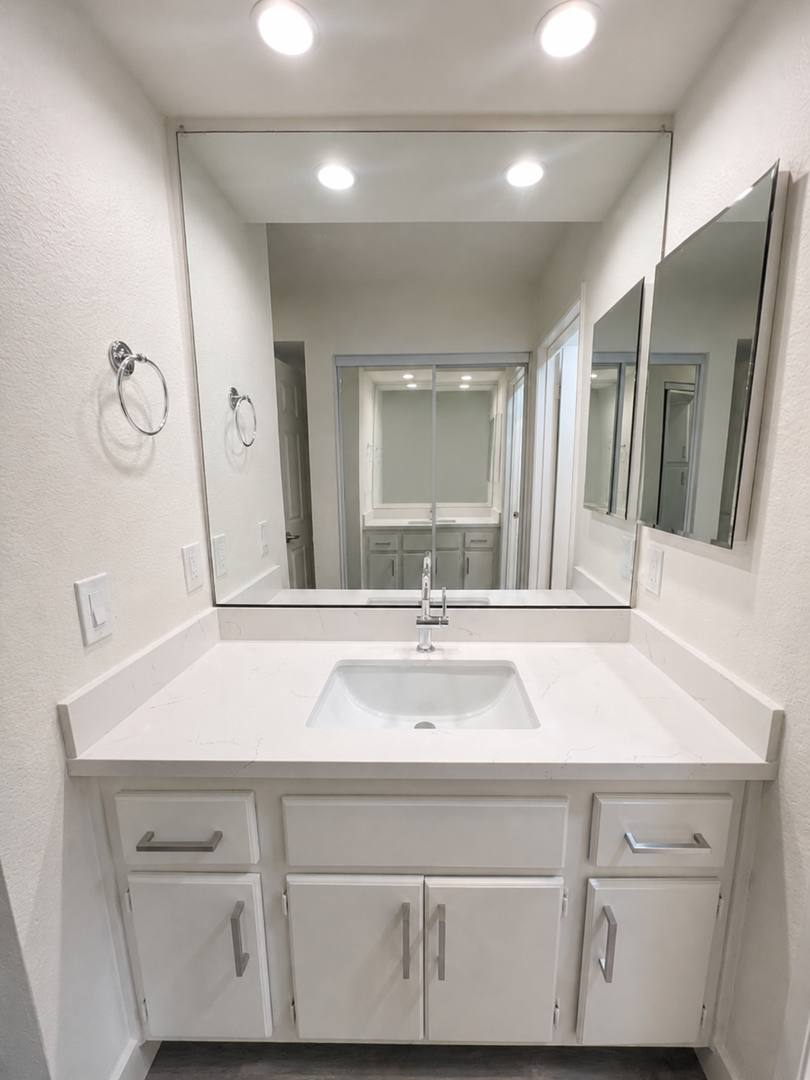 Apartment for rent at 1715 Camden Ave, Los Angeles, CA 90025