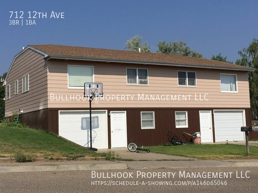 House for rent at 712 12th Ave, Havre, MT 59501