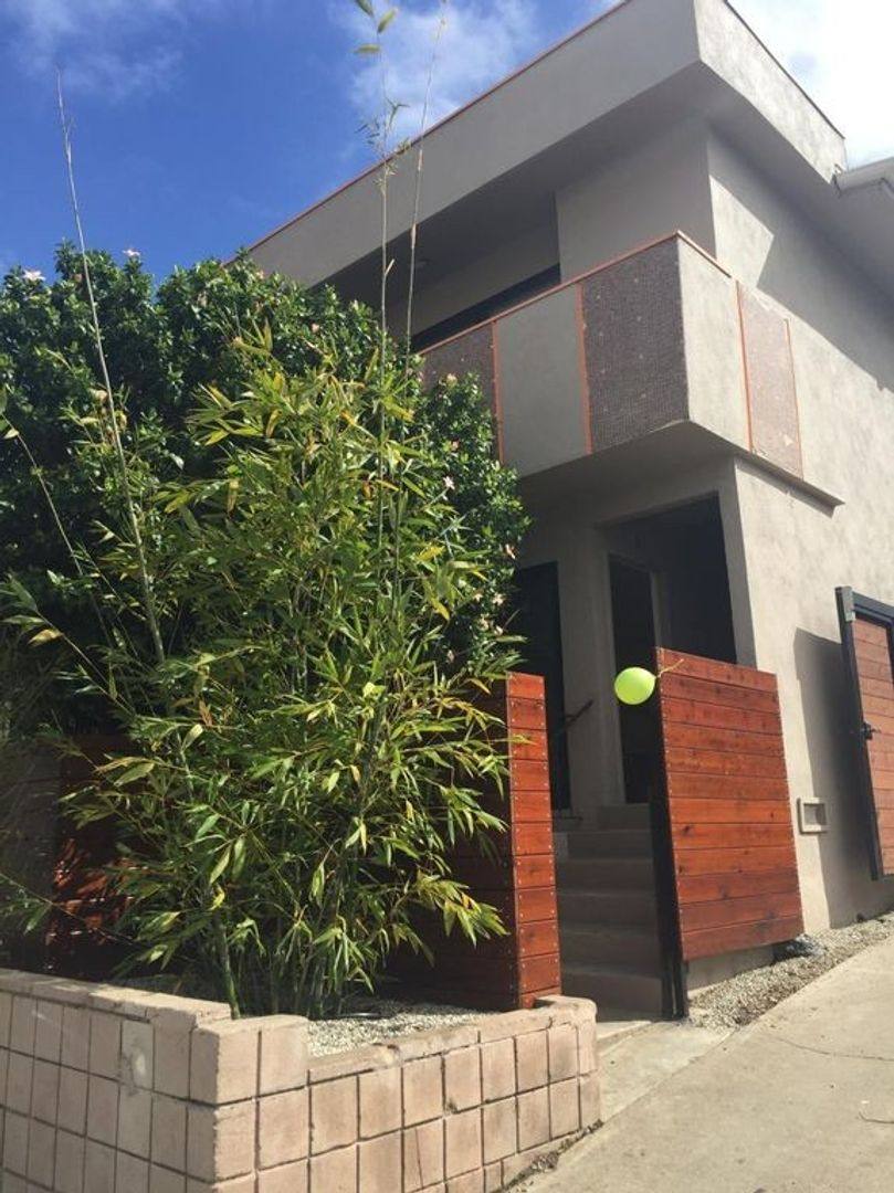 Apartment for rent at 128 N Rampart Blvd, Los Angeles, CA 90026
