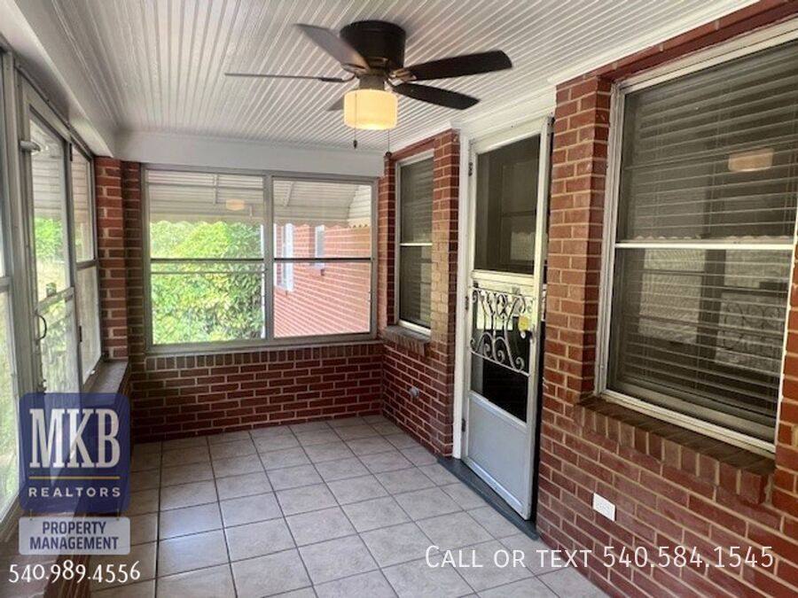 House for rent at 6099 Franklin Rd, Roanoke, VA 24014