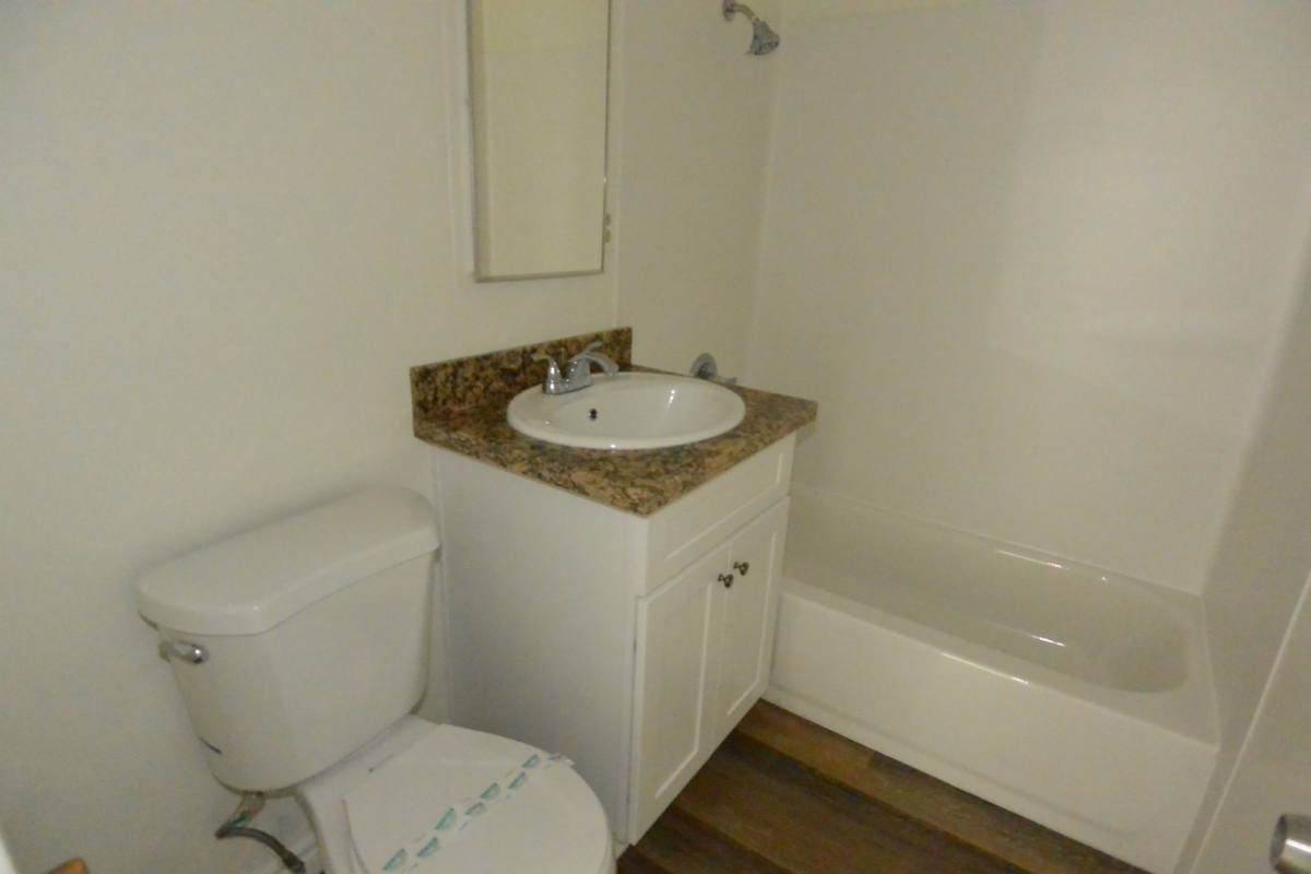 Apartment for rent at 201-205 Turf Dr, Placentia, CA 92870