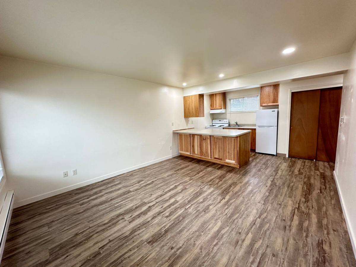 Apartment for rent at 9041 16th Ave SW, Seattle, WA 98106